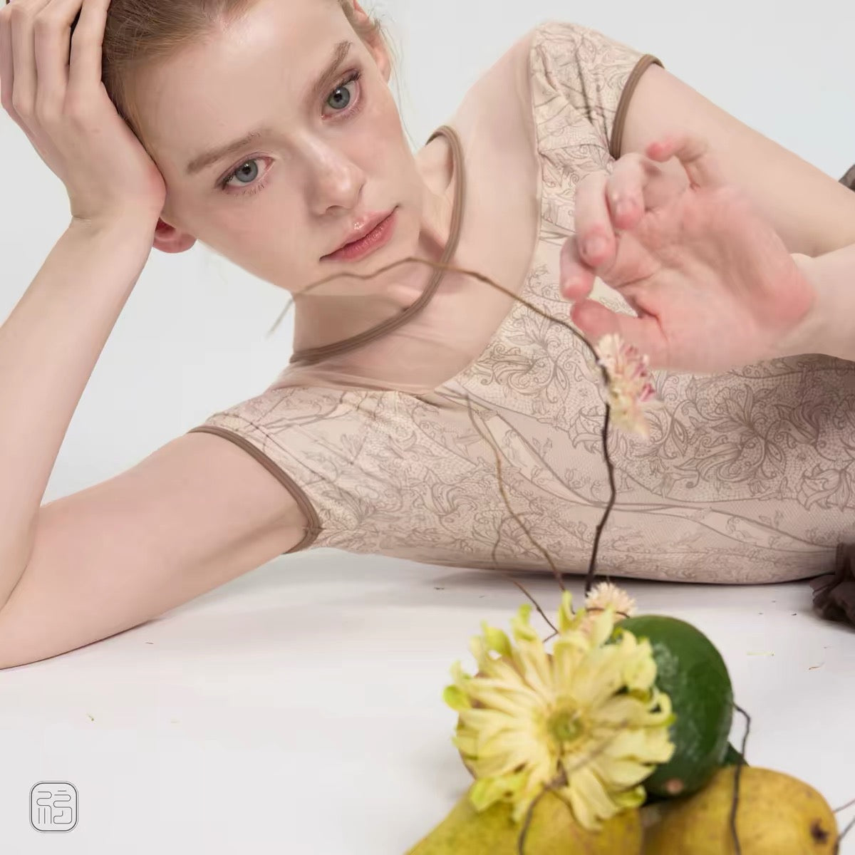 Justaucorps Ballet & Pilates Vintage – Imprimé Arabesques Végétales